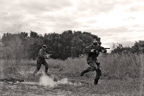 Running soldiers